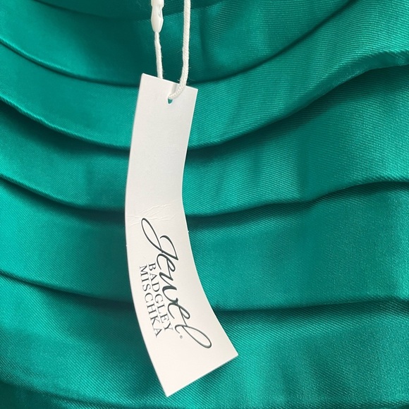 Badgley Mischka Dress-Green - Picture 4 of 4